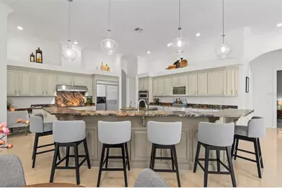 5264 61st Avenue S, Saint Petersburg, FL 33715 - Photo 13