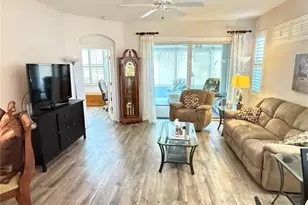 2052 Inverness Greens Dr, Sun City Center, FL 33573 - Photo 11