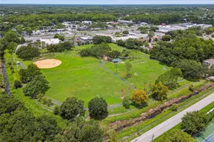 3106 Lake Ellen Dr, Tampa, FL 33618 - Photo 41
