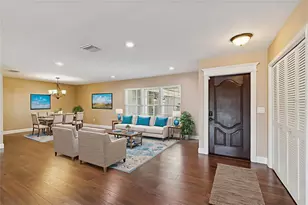 3106 Lake Ellen Dr, Tampa, FL 33618 - Photo 5