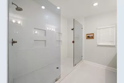 4710 W Tambay Avenue, Tampa, FL 33611 - Photo 25