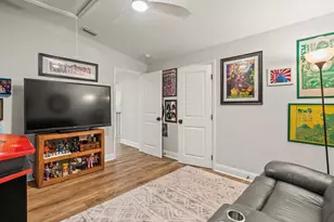 4710 W Tambay Ave, Tampa, FL 33611 - Photo 29