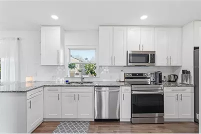 4339 58th Avenue N, Saint Petersburg, FL 33714 - Photo 9