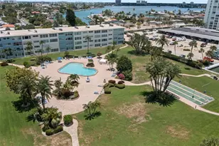 6201 2nd St E, Saint Pete Beach, FL 33706 - Photo 13
