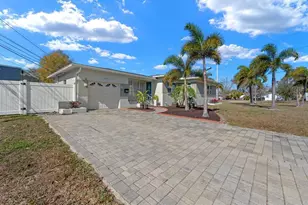 2990 37th St N, Saint Petersburg, FL 33713 - Photo 3