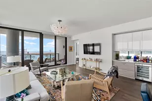 301 1st St S, Saint Petersburg, FL 33701 - Photo 13