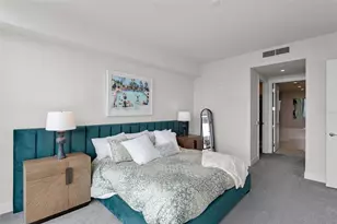 301 1st St S, Saint Petersburg, FL 33701 - Photo 21