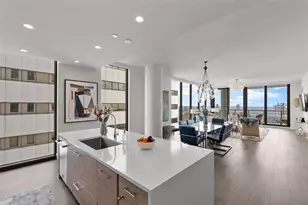 301 1st St S, Saint Petersburg, FL 33701 - Photo 19