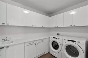 301 1st St S, Saint Petersburg, FL 33701 - Photo 31