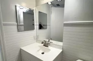 1142 Sunset Point Rd, Clearwater, FL 33755 - Photo 11