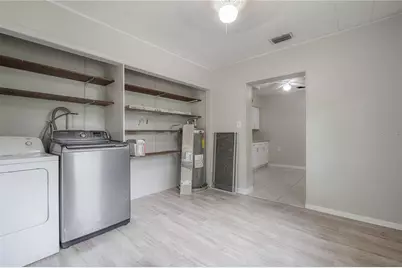 10411 N Woodmere Road, Tampa, FL 33617 - Photo 19