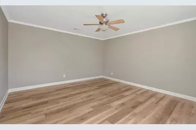 6700 33rd Avenue N, Saint Petersburg, FL 33710 - Photo 13