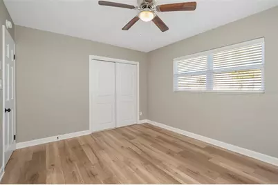 6700 33rd Avenue N, Saint Petersburg, FL 33710 - Photo 17