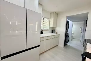 29230 Bay Hollow Dr N, Wesley Chapel, FL 33543 - Photo 7