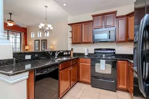 13941 Clubhouse Dr, Tampa, FL 33618 - Photo 5