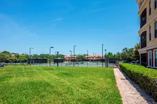 13941 Clubhouse Dr, Tampa, FL 33618 - Photo 41