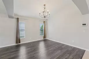 15126 Shearcrest Dr, Lithia, FL 33547 - Photo 9