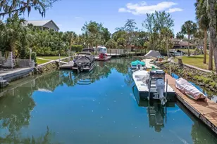 1637 SE Paradise Cir W, Crystal River, FL 34429 - Photo 49