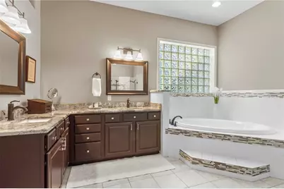 4302 Faircourt Drive, Valrico, FL 33596 - Photo 23