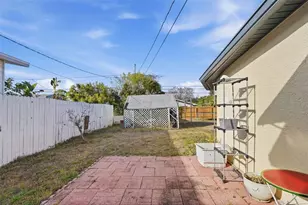 8061 49th Ave N, Saint Petersburg, FL 33709 - Photo 29