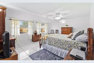 8061 49th Avenue N, Saint Petersburg, FL 33709 - Photo 23