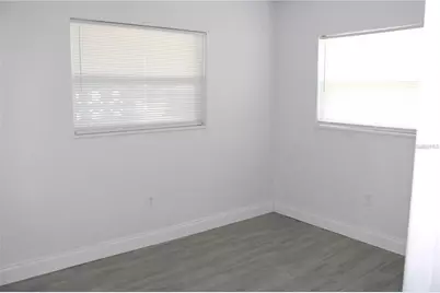 10704 50th Avenue N, Saint Petersburg, FL 33708 - Photo 13
