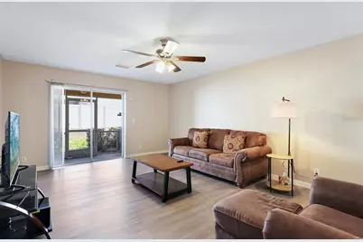 211 Penmark Stone Place, Valrico, FL 33594 - Photo 9