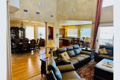 202 Sand Key Estates Drive, Clearwater Beach, FL 33767 - Photo 7