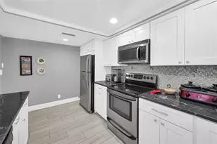 1460 Gulf Blvd, Clearwater, FL 33767 - Photo 15