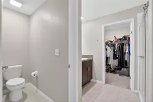 11944 MIracle Mile Dr, Riverview, FL 33578 - Photo 17