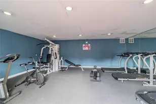 200 Country Club Dr, Largo, FL 33771 - Photo 17