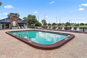 200 Country Club Dr, Largo, FL 33771 - Photo 19