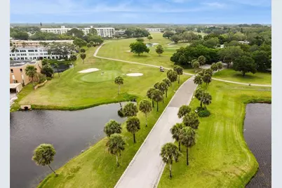 200 Country Club Drive #802, Largo, FL 33771 - Photo 15