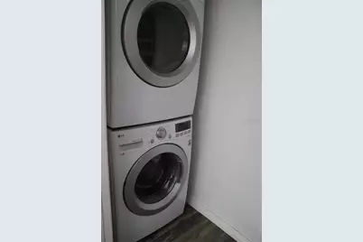 200 Country Club Drive #802, Largo, FL 33771 - Photo 5