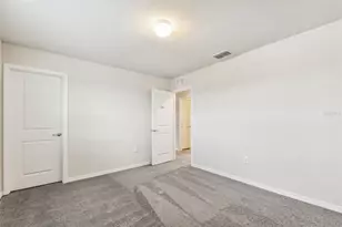 6561 Asbury Barnes Ln, Wesley Chapel, FL 33545 - Photo 19