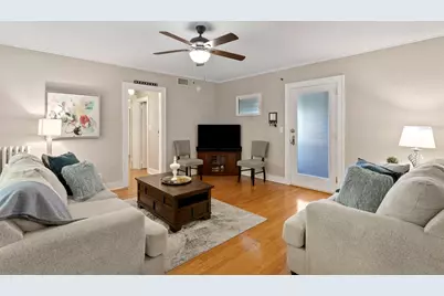 130 4th Avenue N #105, Saint Petersburg, FL 33701 - Photo 7