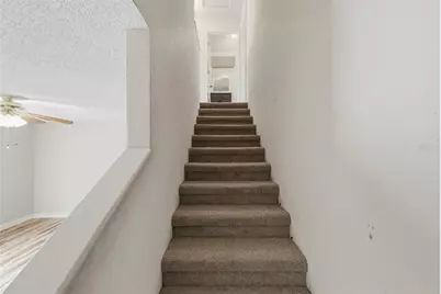 512 Cape Cod Circle, Valrico, FL 33594 - Photo 17