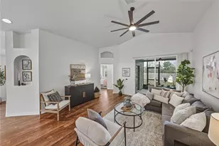 31137 Whinsenton Dr, Wesley Chapel, FL 33543 - Photo 7