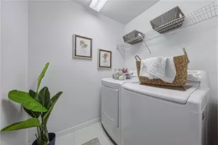 31137 Whinsenton Dr, Wesley Chapel, FL 33543 - Photo 47