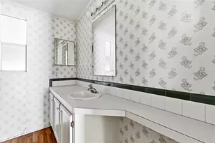 4108 Wedgemere Dr, Tampa, FL 33610 - Photo 25