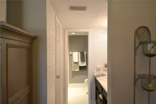 106 Camille Ct, Oldsmar, FL 34677 - Photo 43