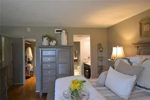 106 Camille Ct, Oldsmar, FL 34677 - Photo 41