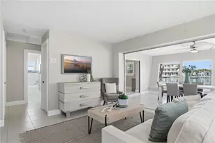 541 Lillian Dr, Madeira Beach, FL 33708 - Photo 5