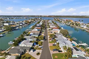 541 Lillian Dr, Madeira Beach, FL 33708 - Photo 37