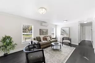 6329 Saddletree Dr, Wesley Chapel, FL 33544 - Photo 9