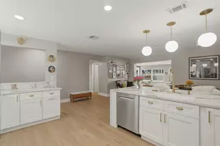 411 42nd Ave NE, Saint Petersburg, FL 33703 - Photo 11