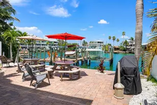 8535 Blind Pass Dr, Treasure Island, FL 33706 - Photo 15