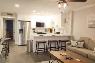 8535 Blind Pass Dr, Treasure Island, FL 33706 - Photo 5