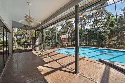 2910 Pine Club Drive, Plant City, FL 33566 - Photo 3