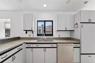 2910 Pine Club Dr, Plant City, FL 33566 - Photo 47